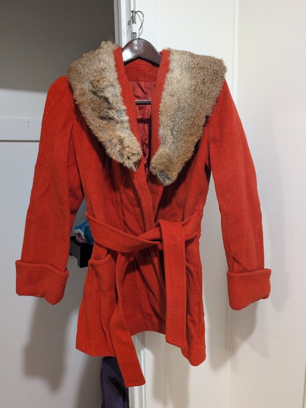 VTG 70s ILGWU Rust Wool Coat Genuine Rabbit Fur Collar - Read Flaw